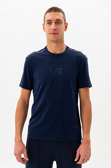 Футболка EA7